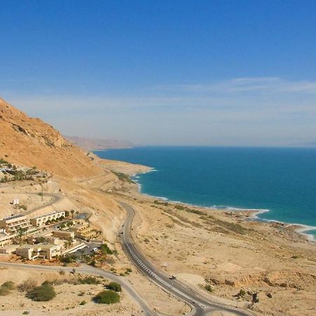 Hi - Ein Gedi Hostel Exterior photo